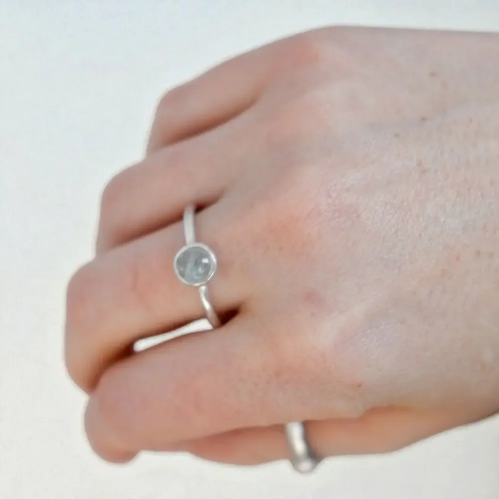 Vintage Sterling Silver 925 Blue Tourmaline Minimalist Stack Ring SIZE 10 - Picture 7 of 8